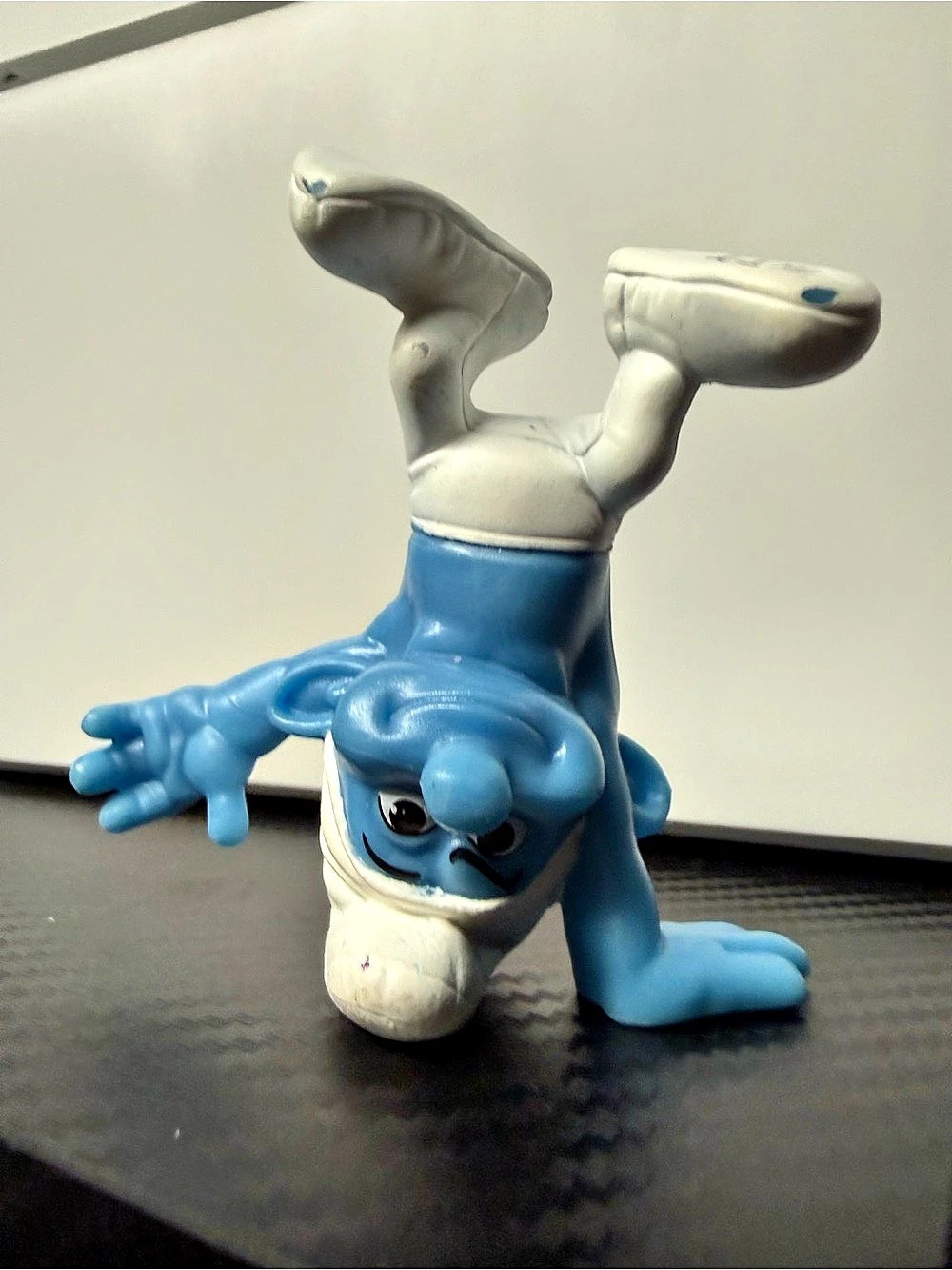 The Smurfs 2 McDonalds Happy Meal Toy 2013 Hefty Smurf Peyo #7 Handstand 3"